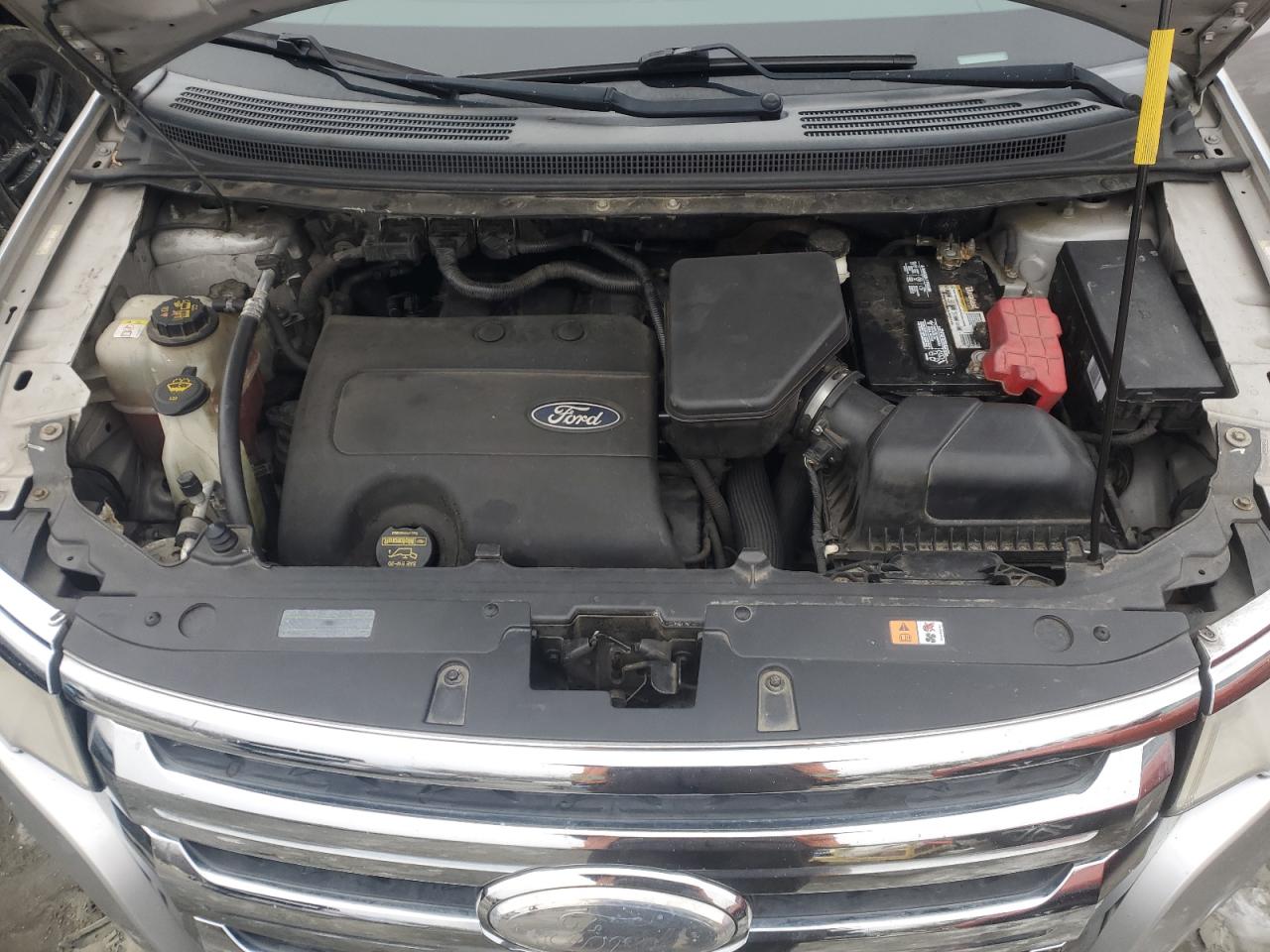 2011 Ford Edge - Image 12