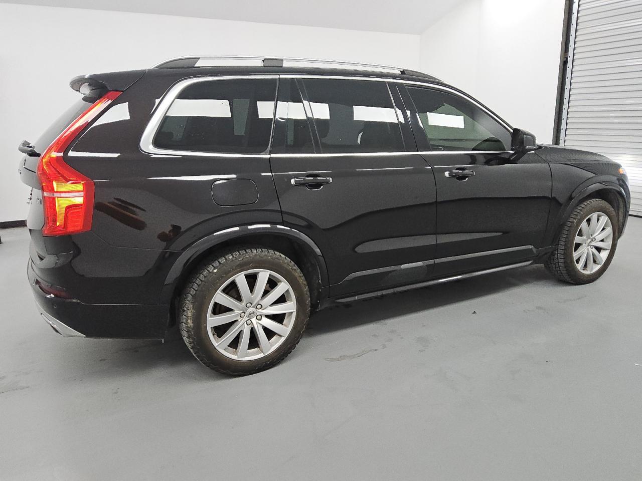 2016 Volvo XC90 - Image 3