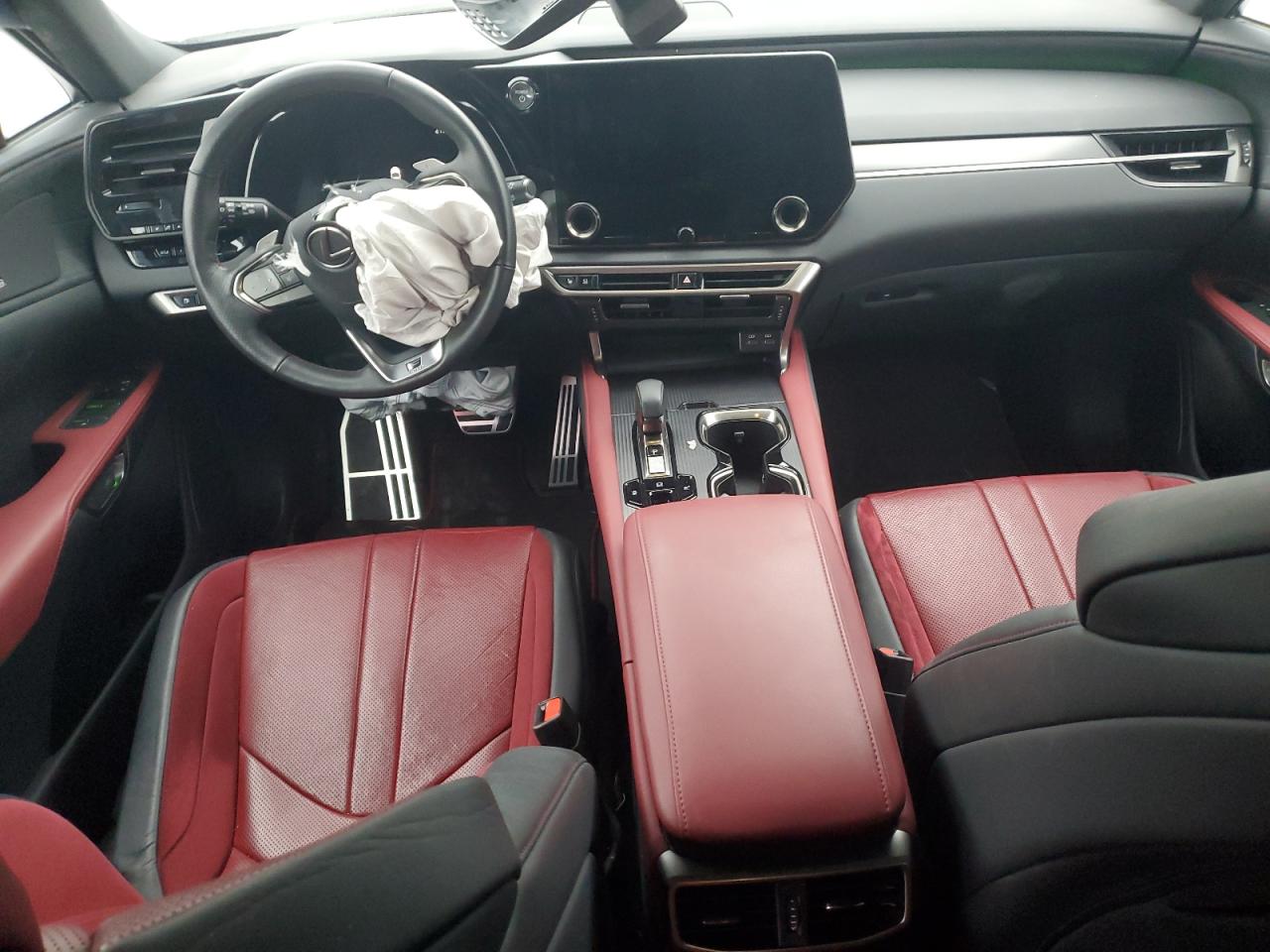 2023 Lexus RX - Image 8