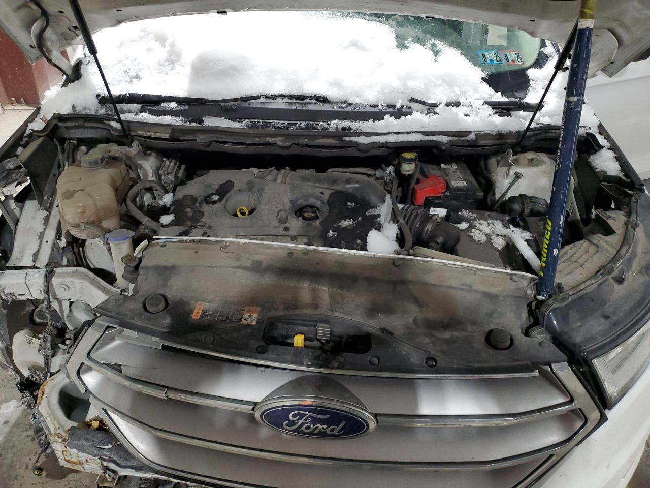 2016 Ford Edge - Image 13