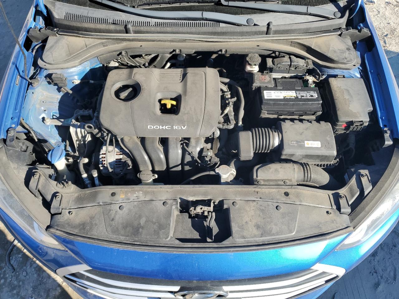 2017 Hyundai Elantra - Image 11