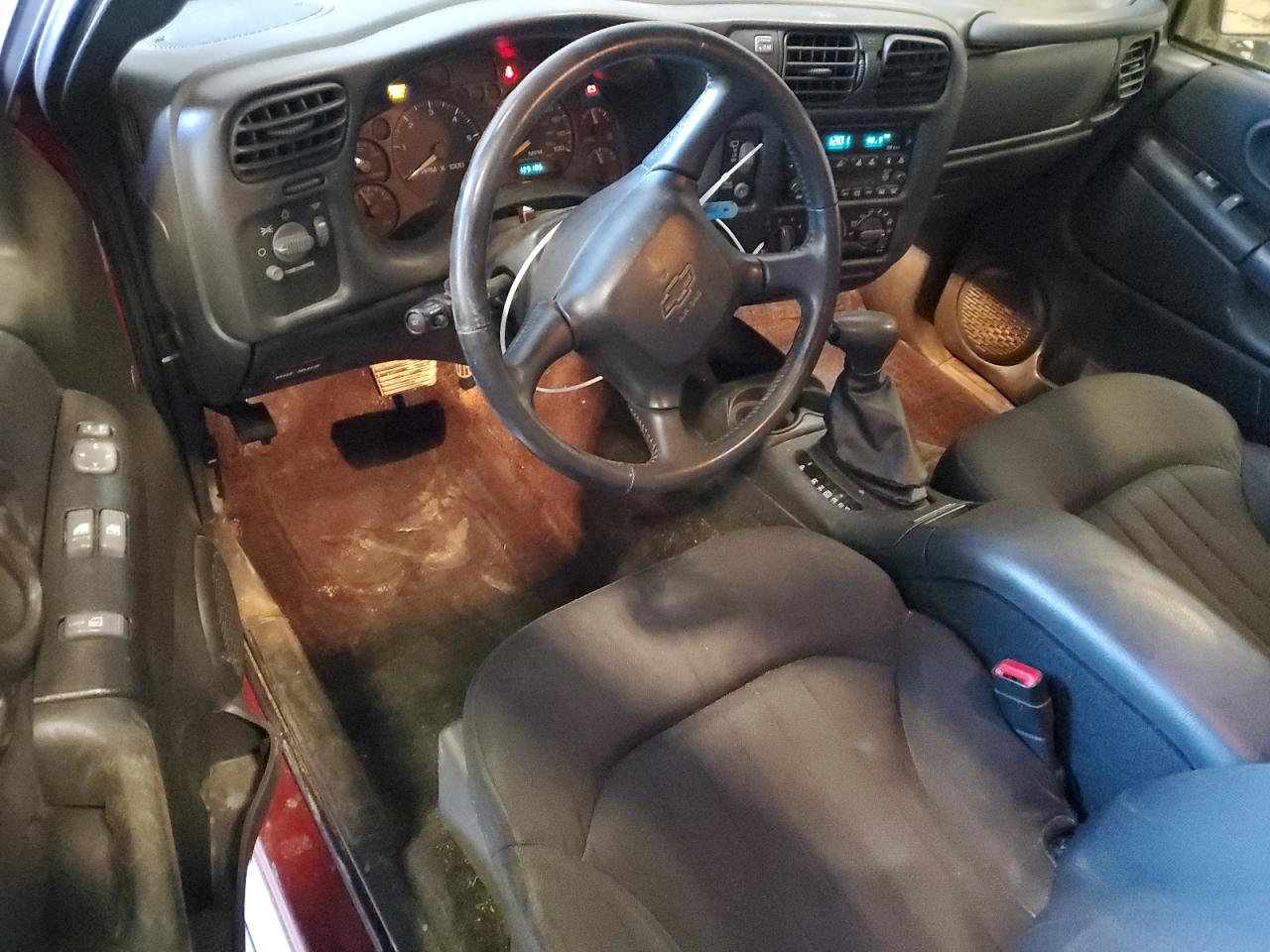 2003 Chevrolet Blazer - Image 8