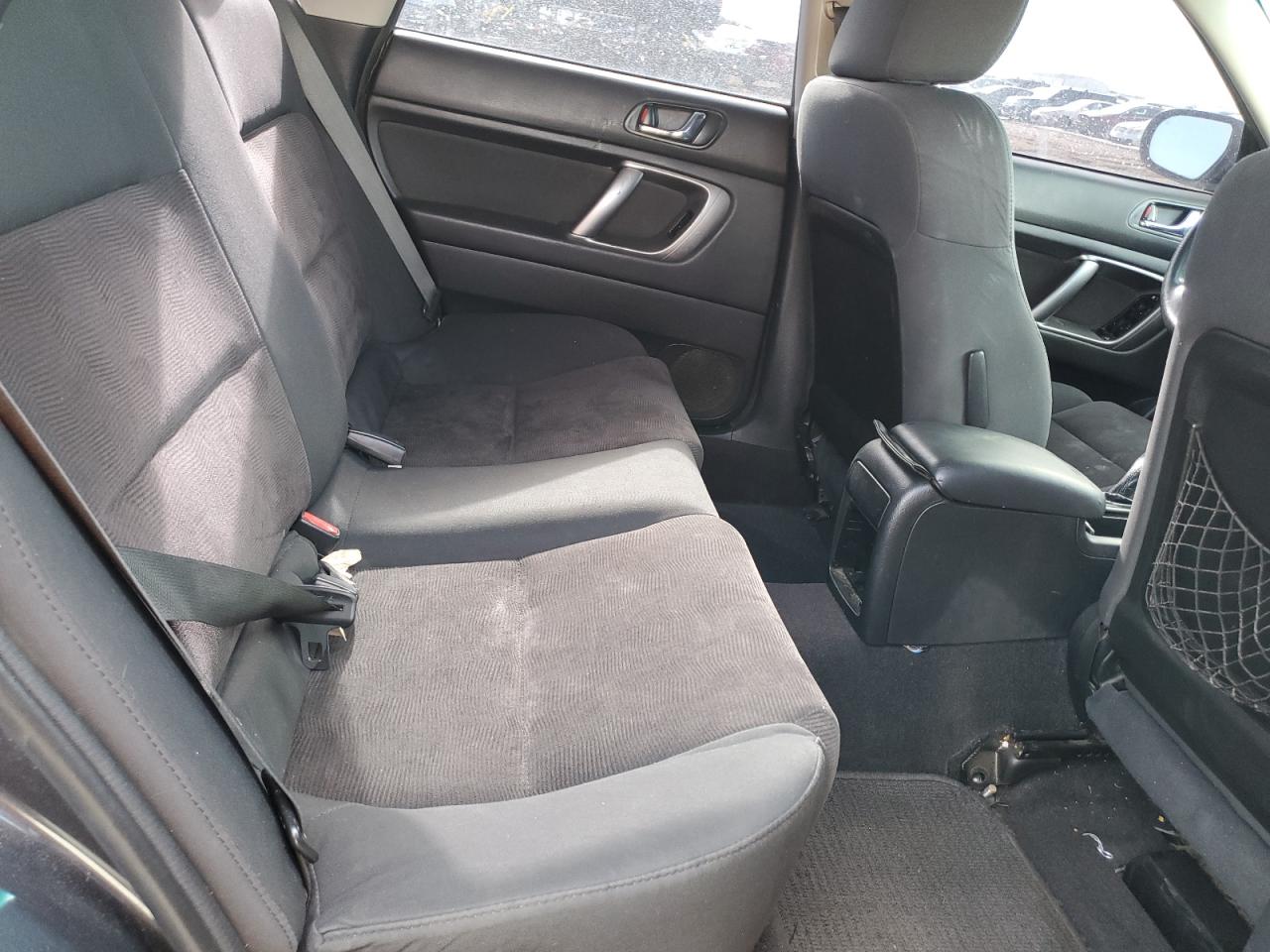 2009 Subaru Outback - Image 10