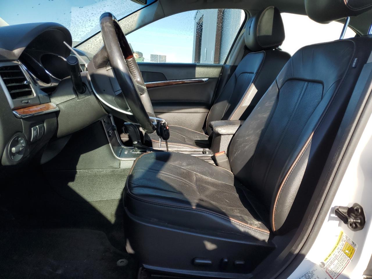 2012 Lincoln MKZ - Image 7
