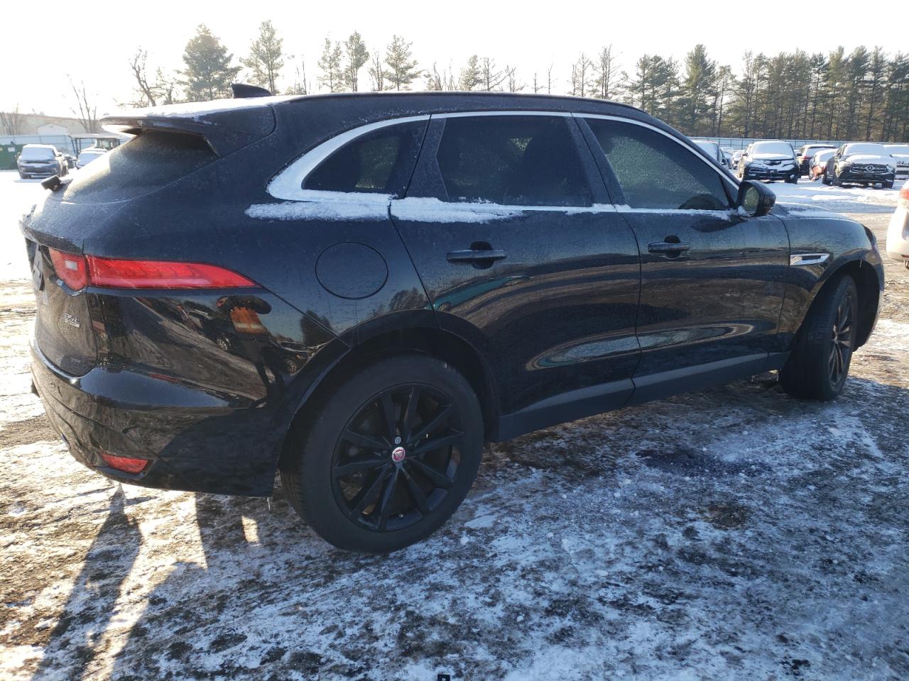 2017 Jaguar F-Pace - Image 3