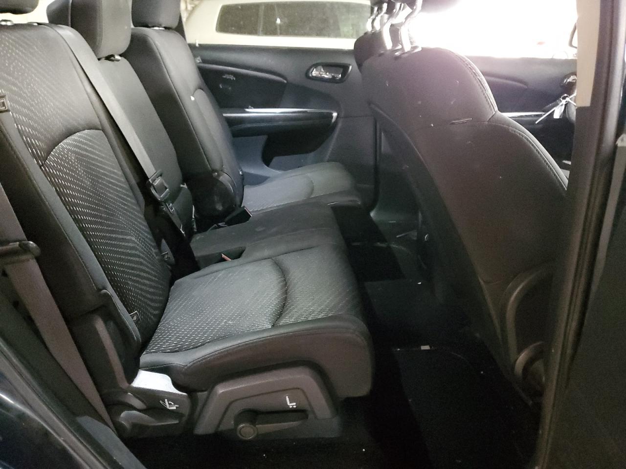 2015 Dodge Journey - Image 11