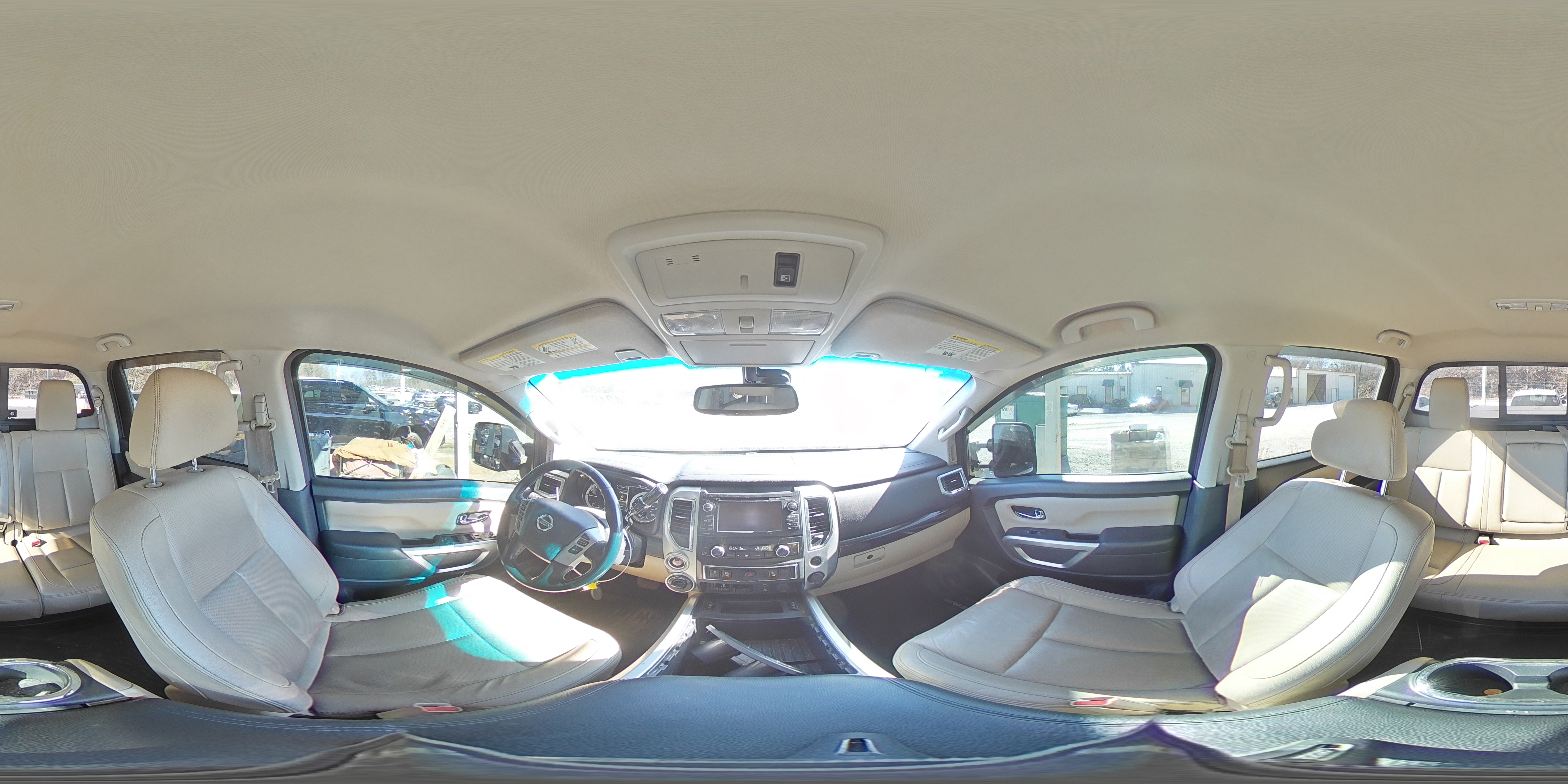 2018 Nissan Titan - Image 13