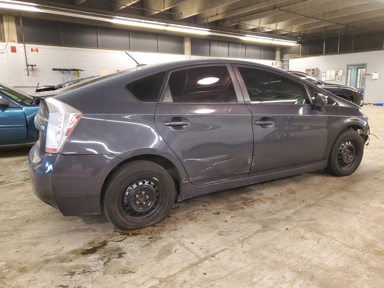 2010 Toyota Prius - Image 3