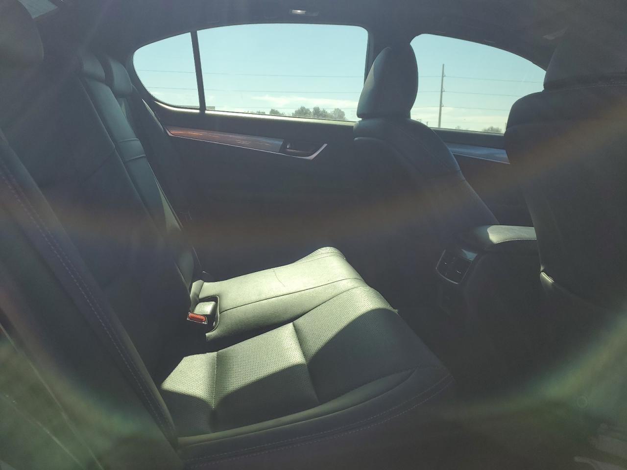 2014 Lexus GS - Image 10