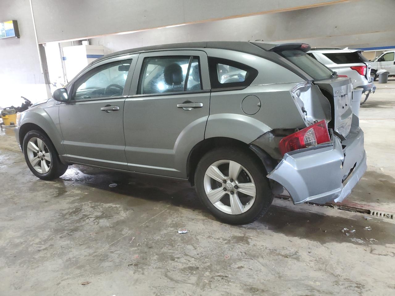 2011 Dodge Caliber - Image 2