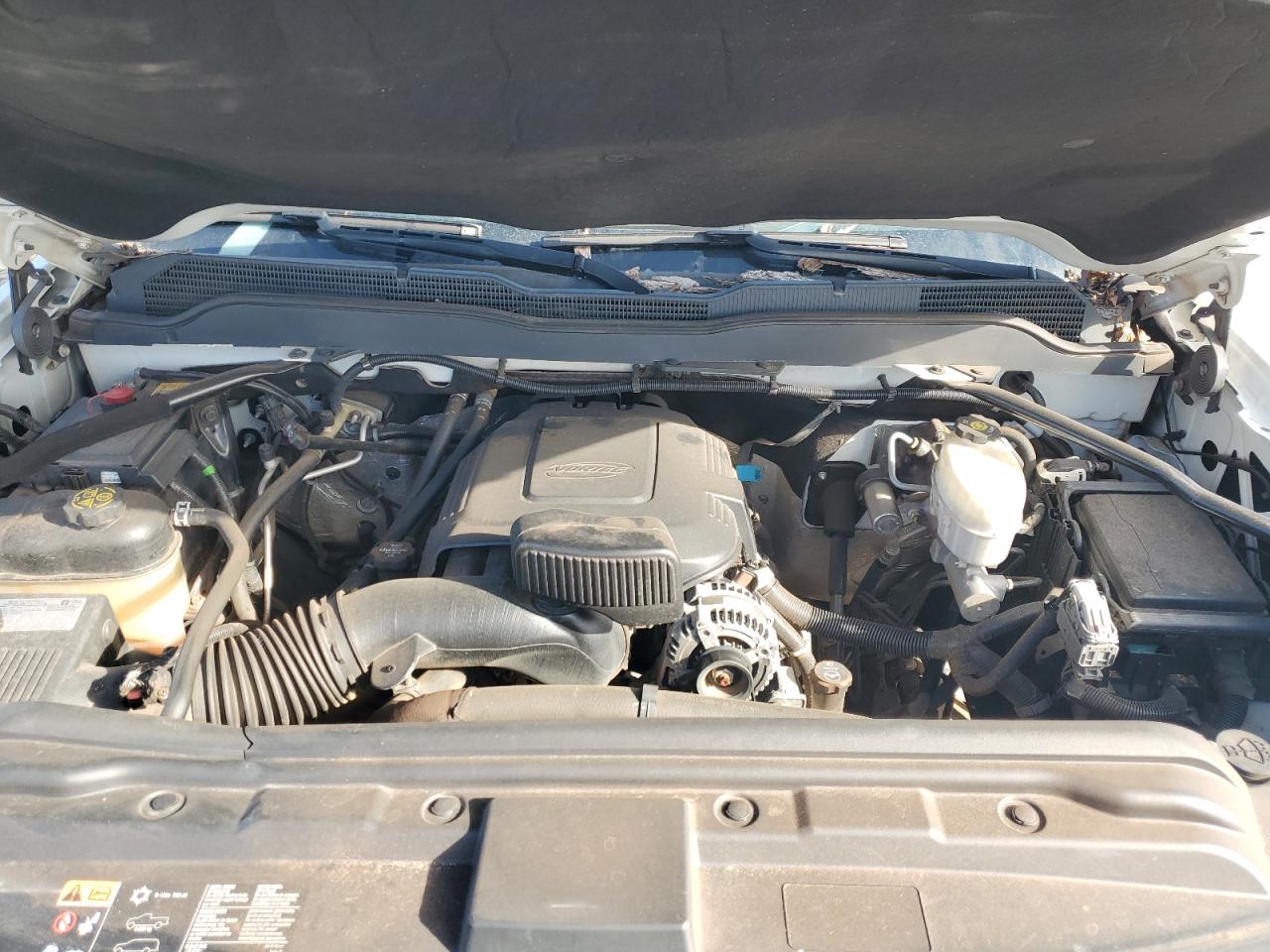 2019 Chevrolet Silverado - Image 11