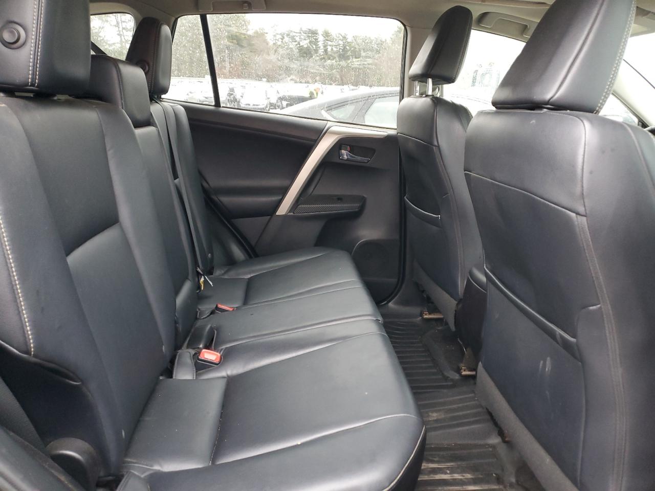 2013 Toyota RAV 4 - Image 11