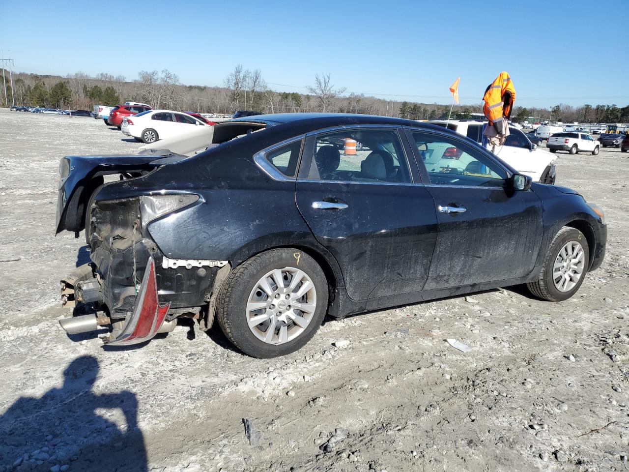 2015 Nissan Altima - Image 3