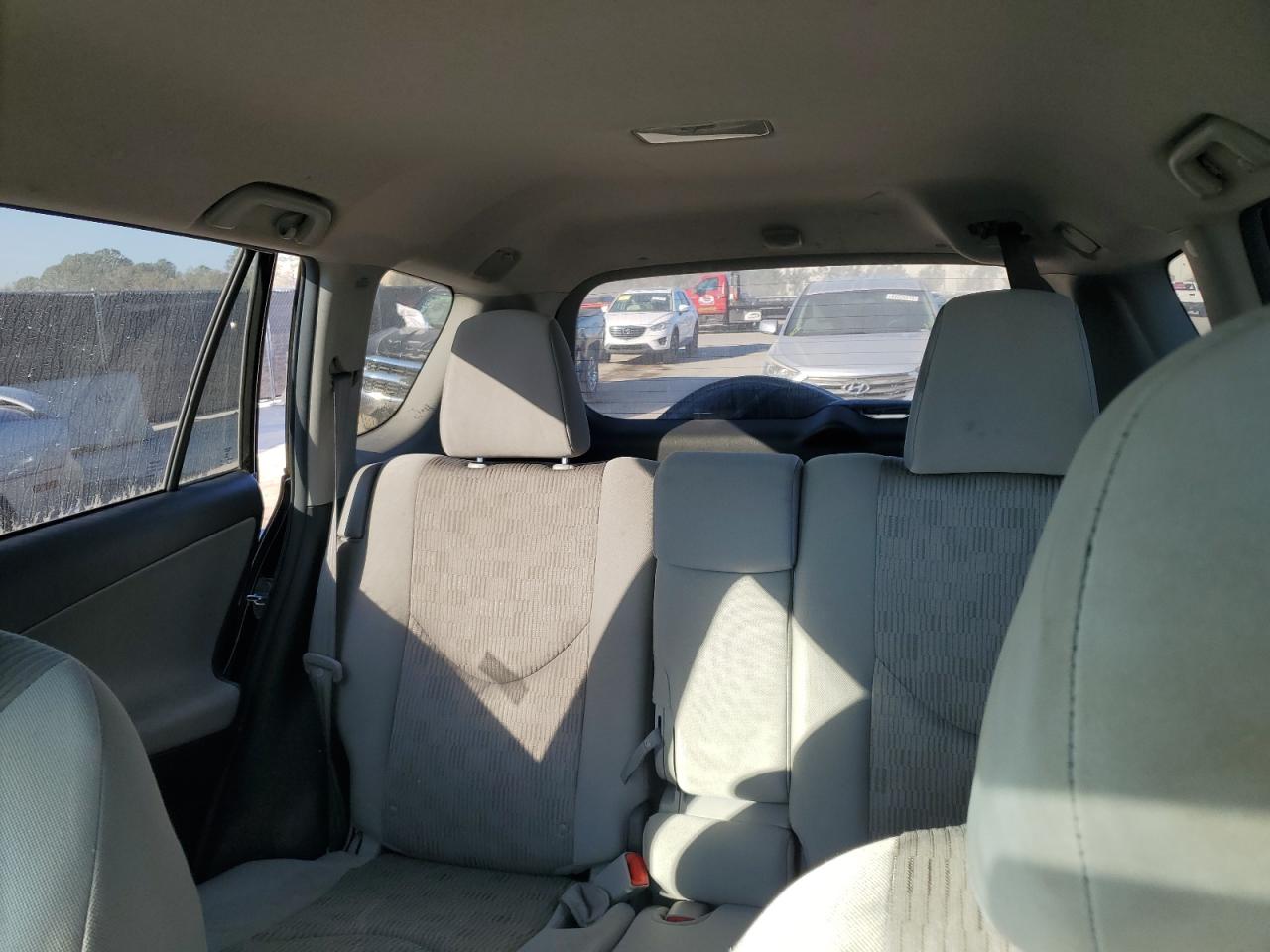 2012 Toyota RAV 4 - Image 10