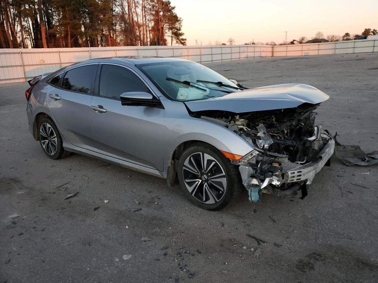 2017 Honda Civic - Image 4