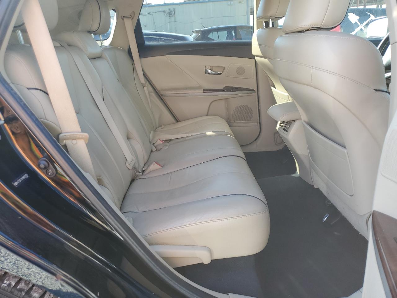 2009 Toyota Venza - Image 11