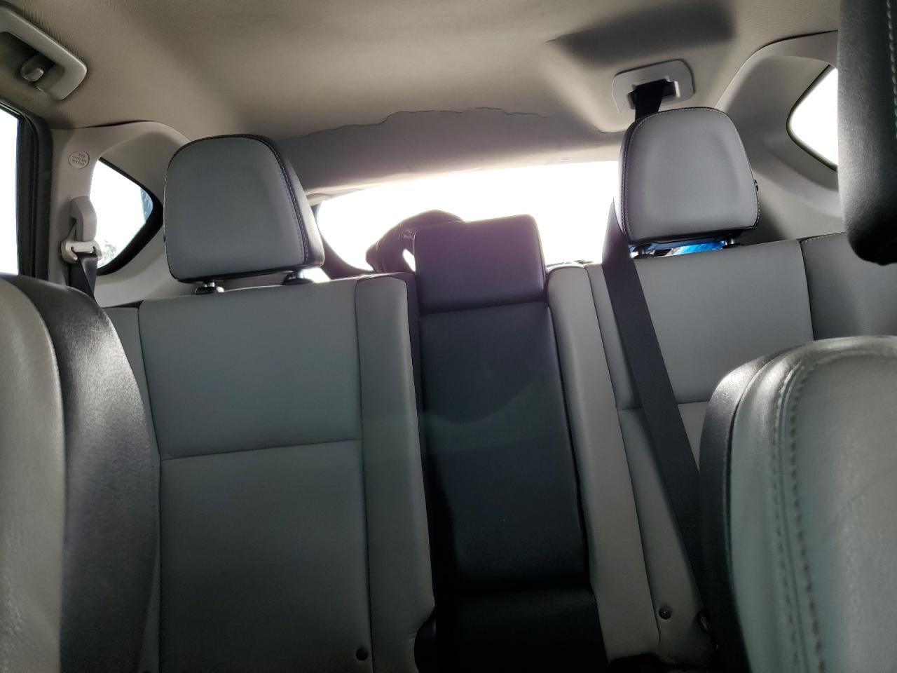 2016 Toyota RAV 4 - Image 10
