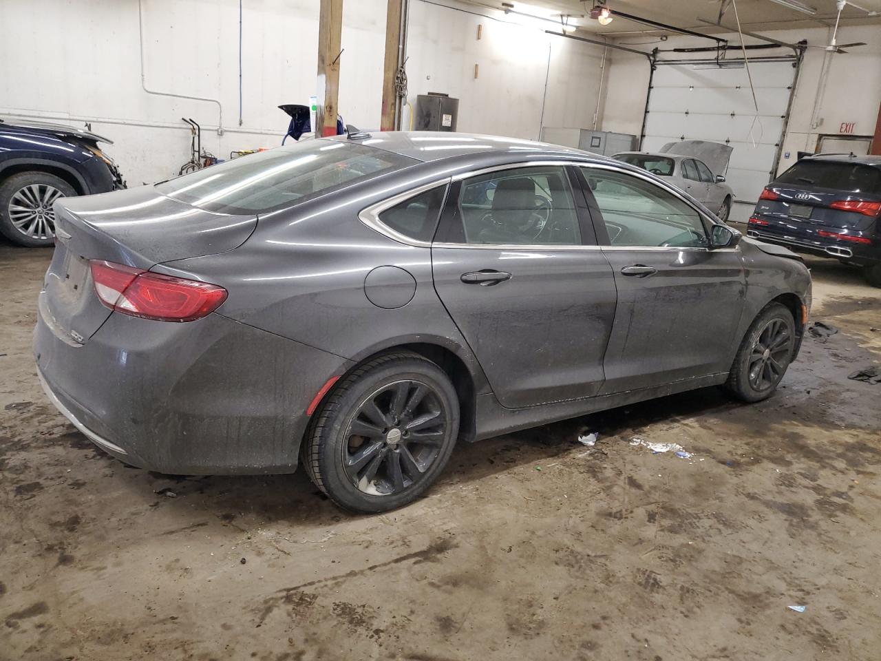 2016 Chrysler 200 - Image 3