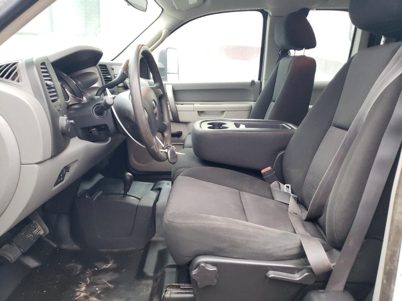 2011 GMC Sierra - Image 7