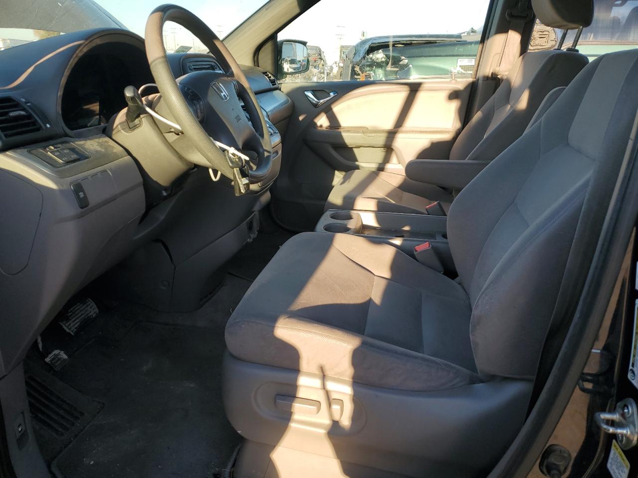 2010 Honda Odyssey - Image 7