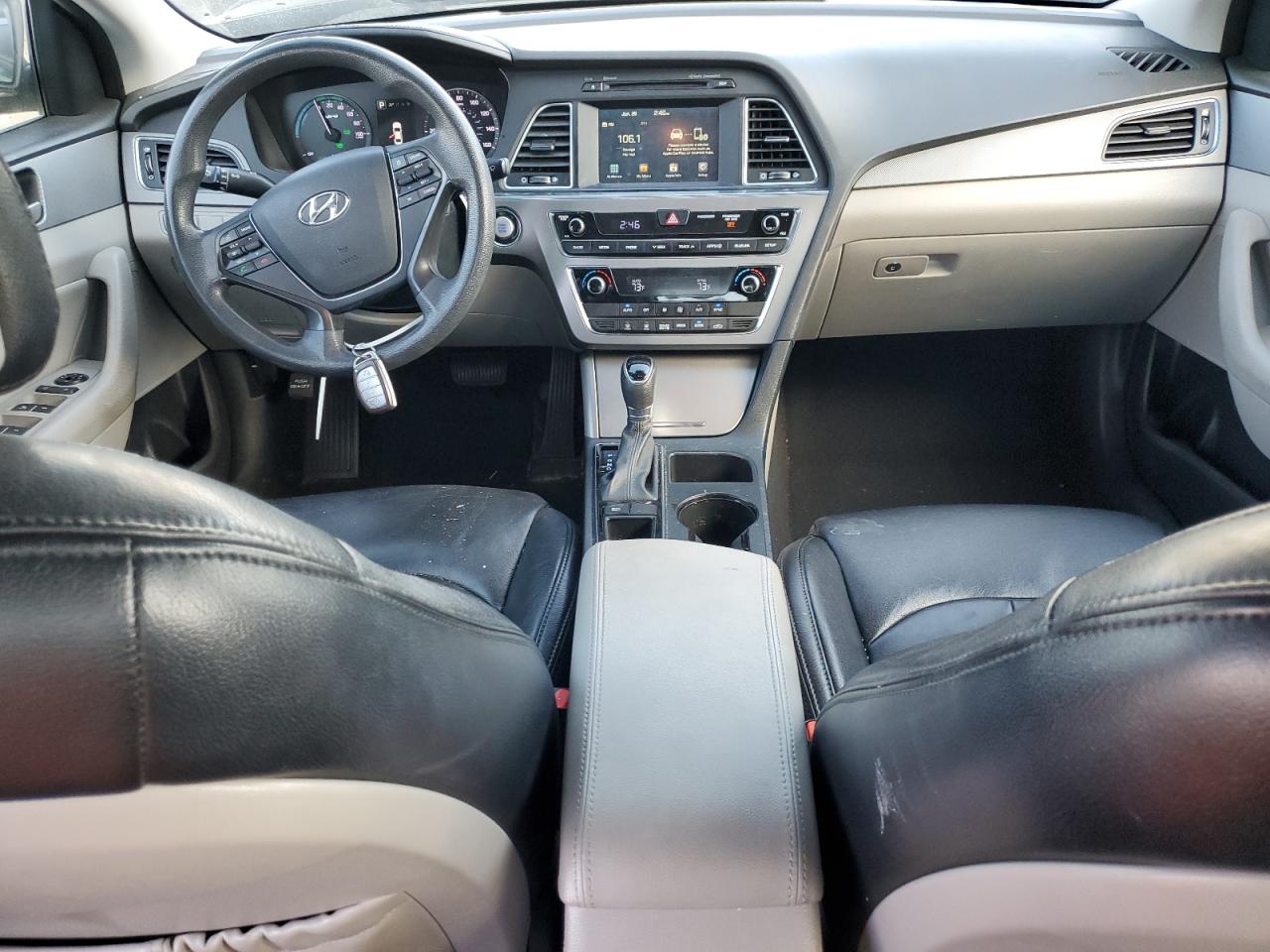 2017 Hyundai Sonata - Image 8