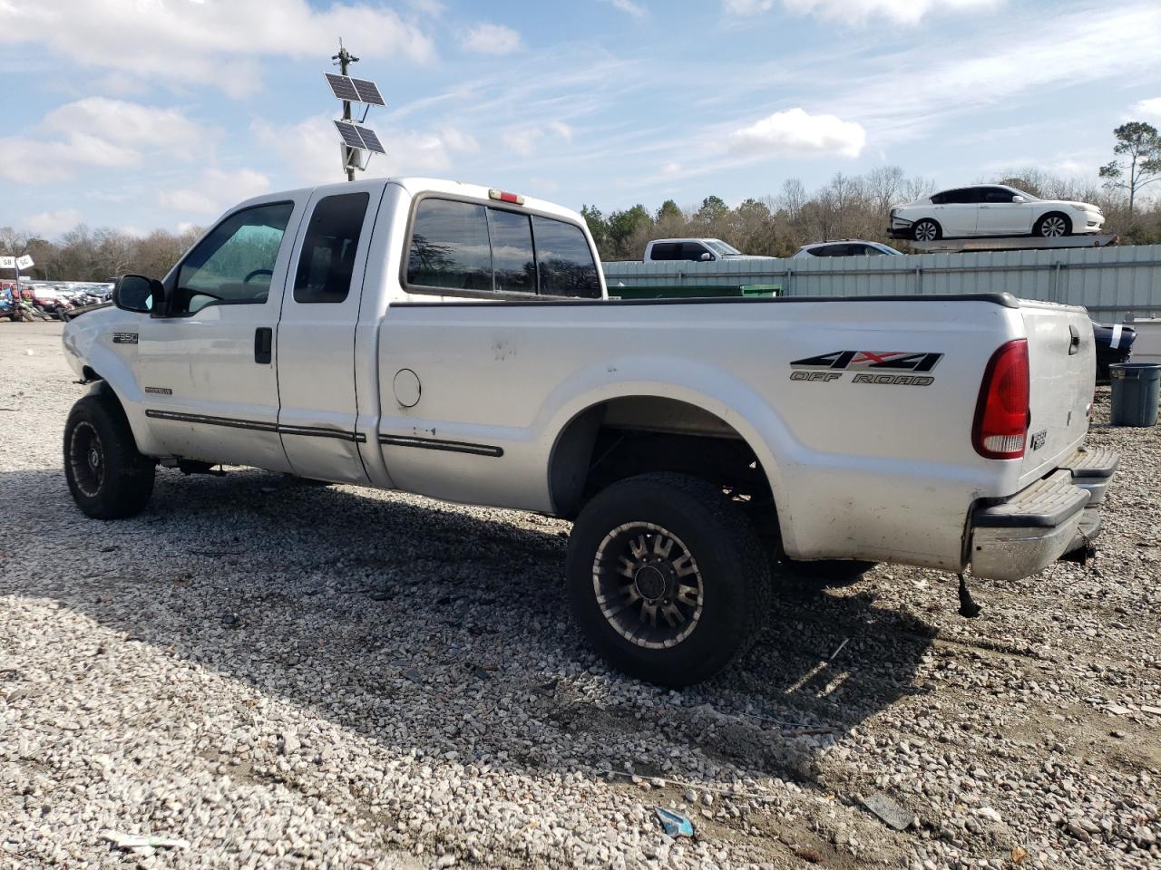 1999 Ford F350 - Image 2