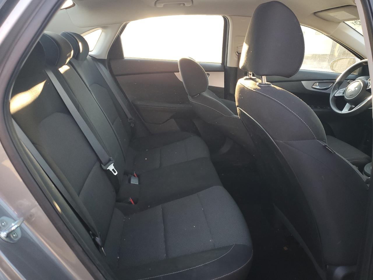 2022 Kia Forte - Image 10