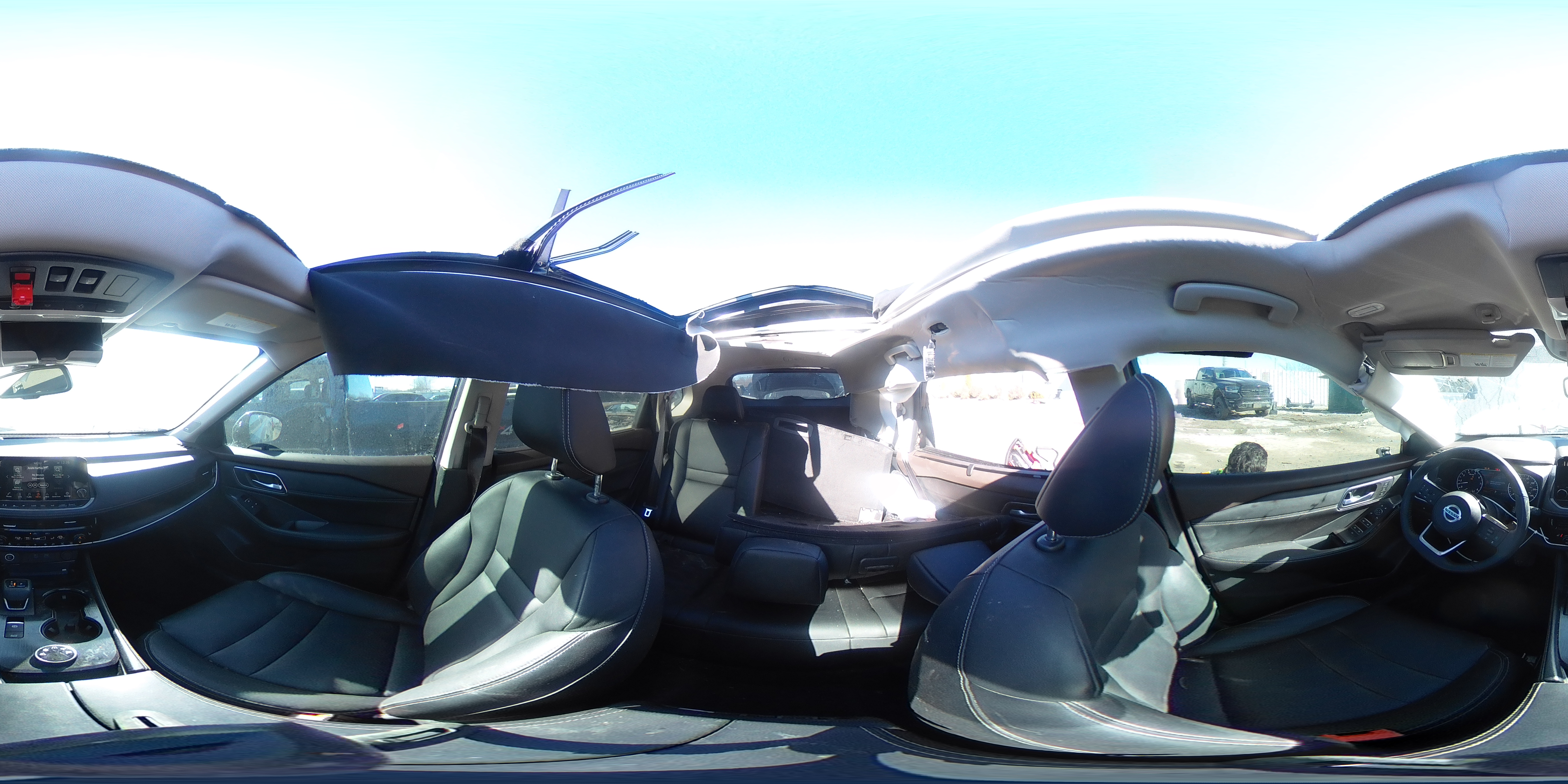 2021 Nissan Rogue - Image 16