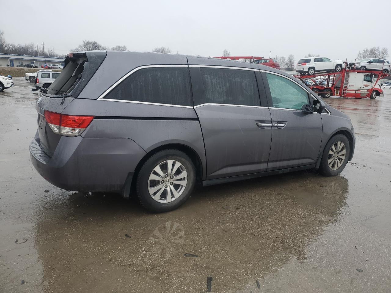 2015 Honda Odyssey - Image 3