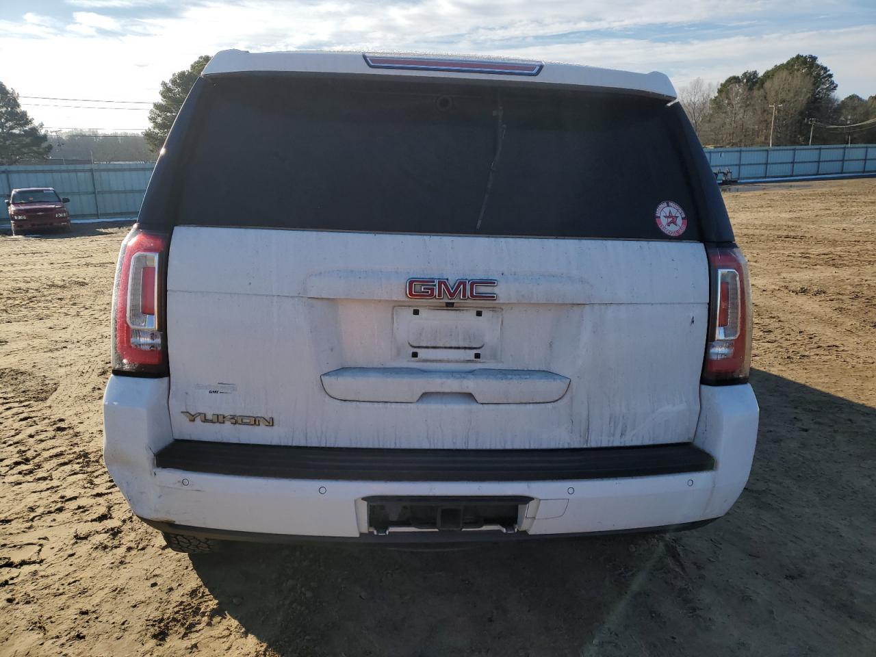 2018 GMC Yukon - Image 6