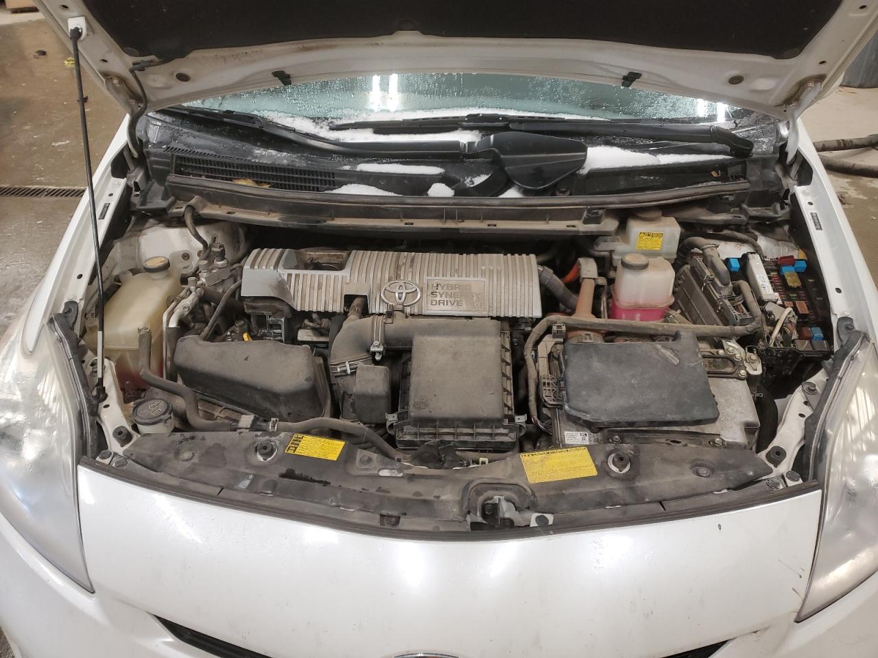 2012 Toyota Prius - Image 12