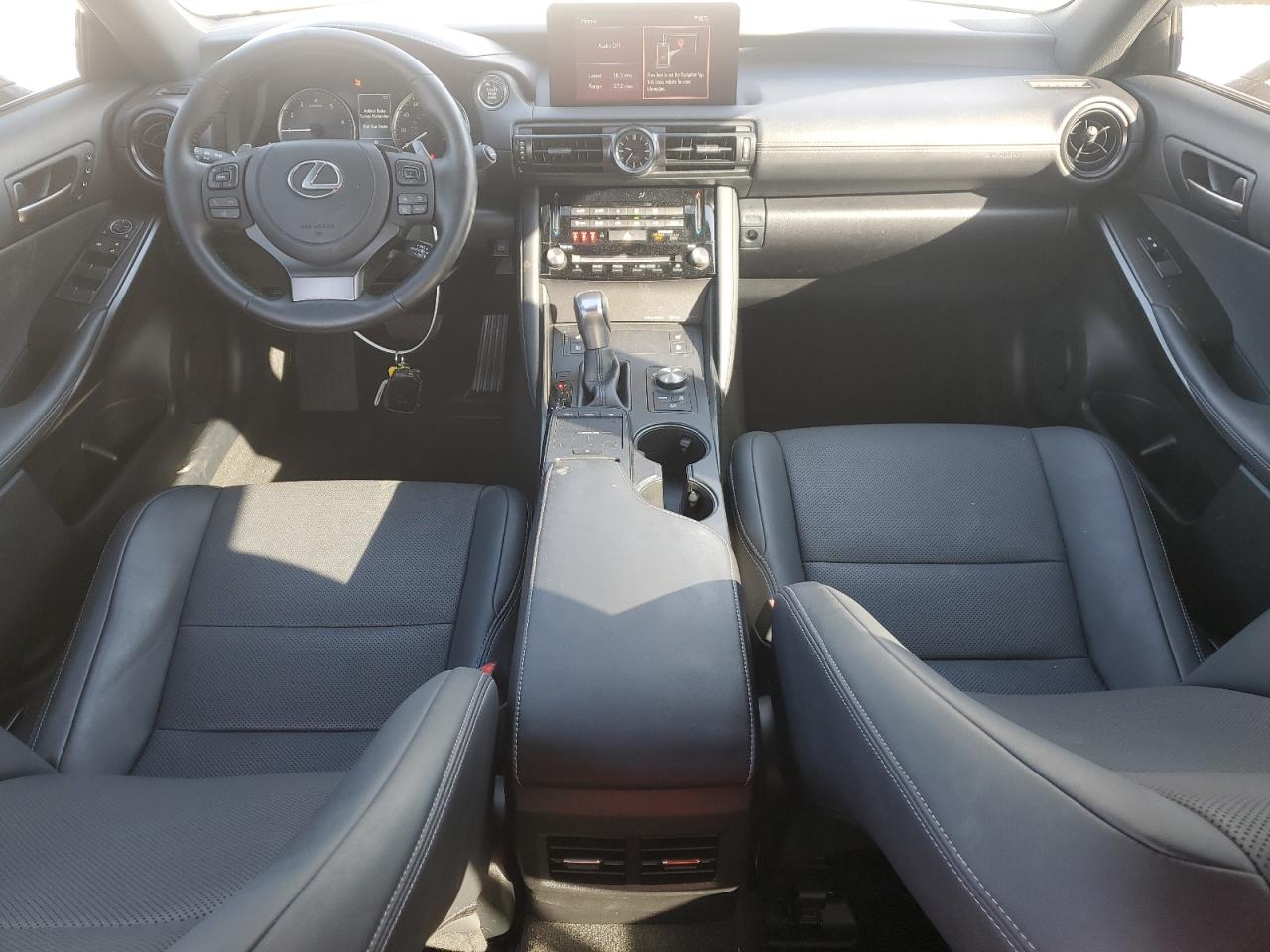 2023 Lexus IS - Image 8