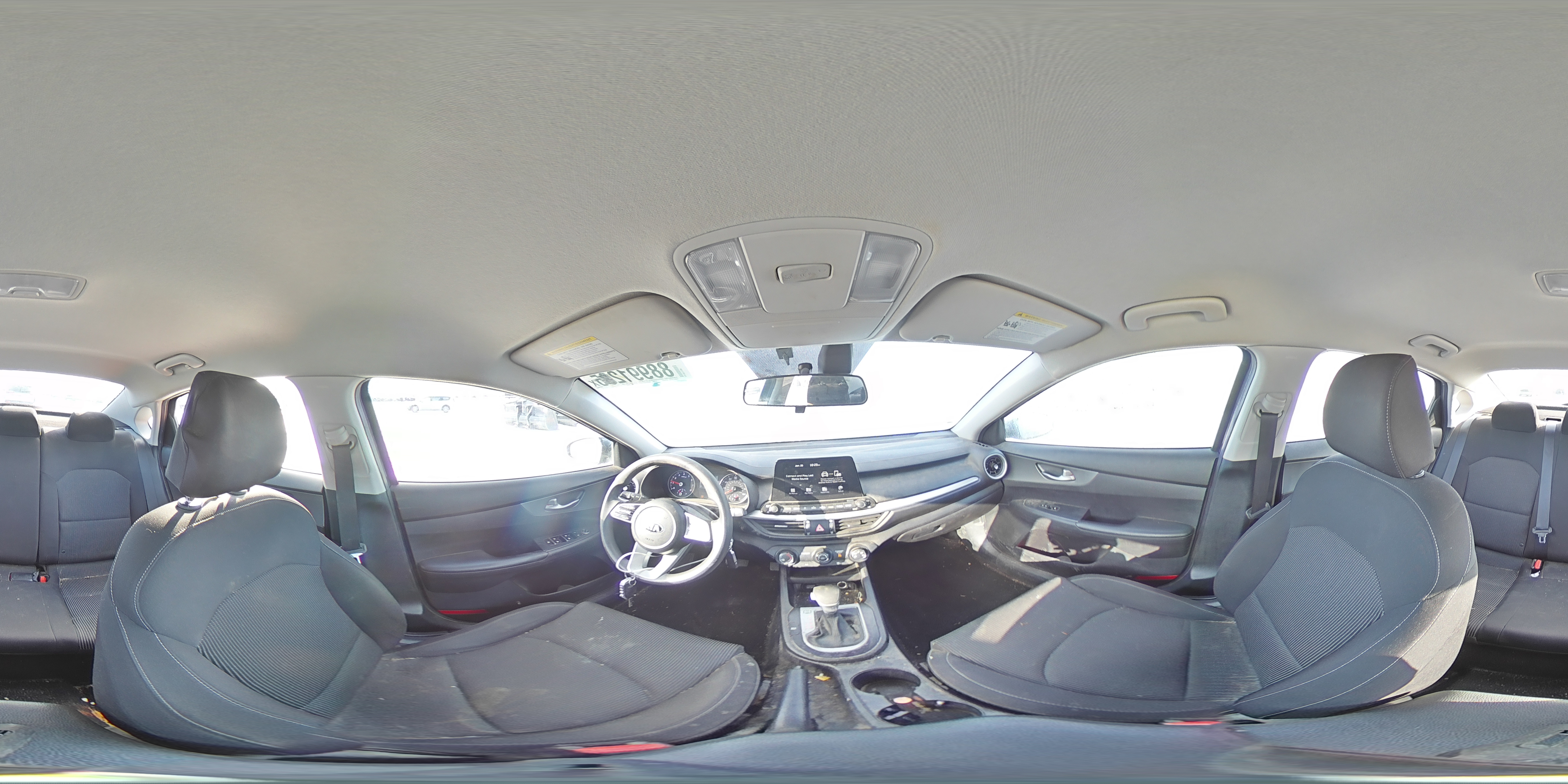 2020 Kia Forte - Image 12