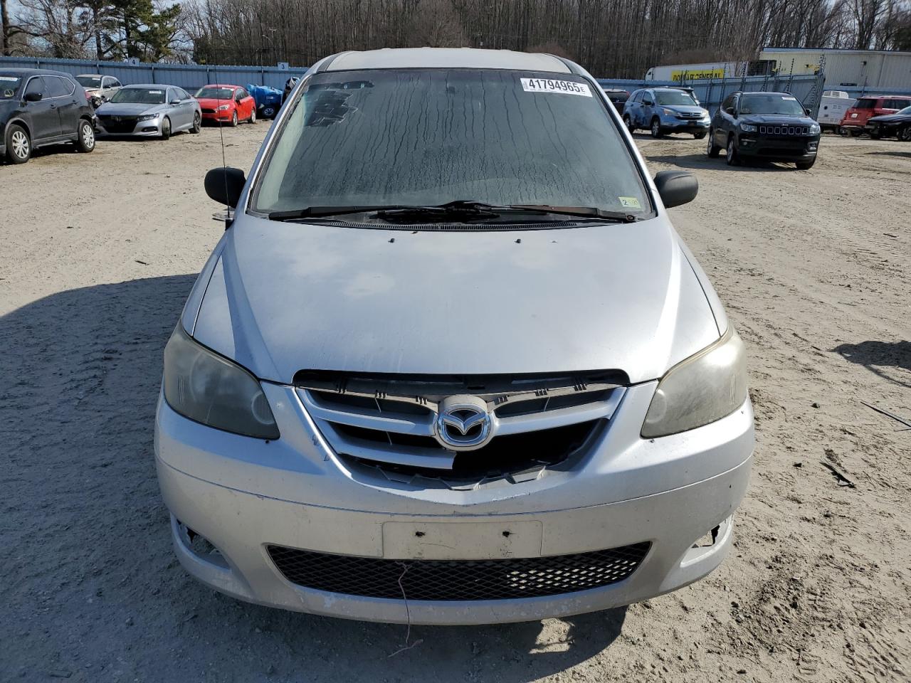 2004 Mazda MPV - Image 5