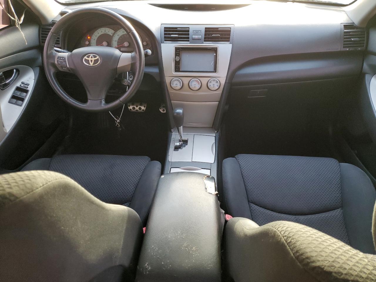 2011 Toyota Camry - Image 8