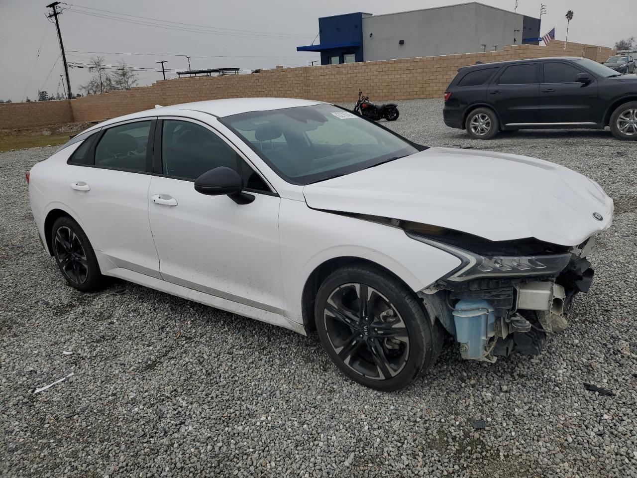 2021 Kia K5 - Image 4