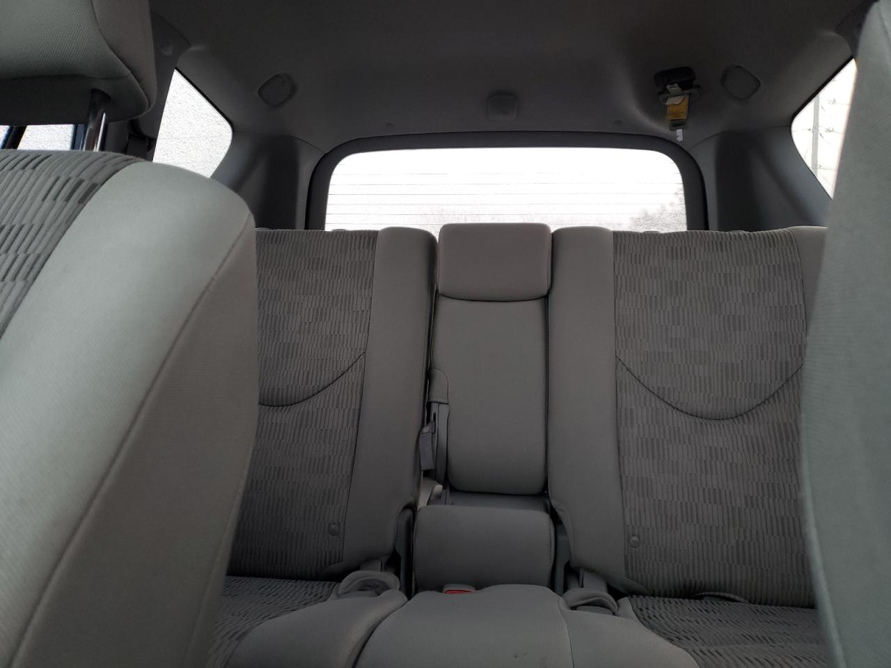 2012 Toyota RAV 4 - Image 10