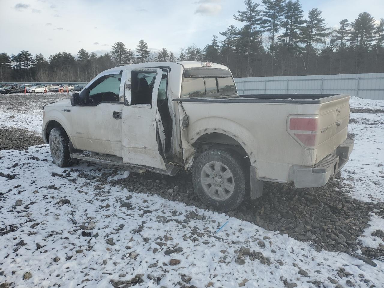 2011 Ford F-150 - Image 2