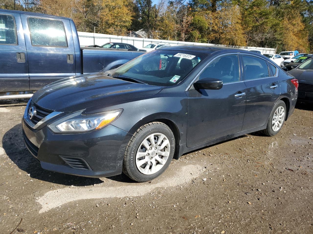 2017 Nissan Altima - Image 1