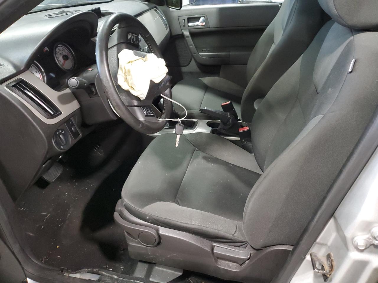 2009 Ford Focus - Image 7