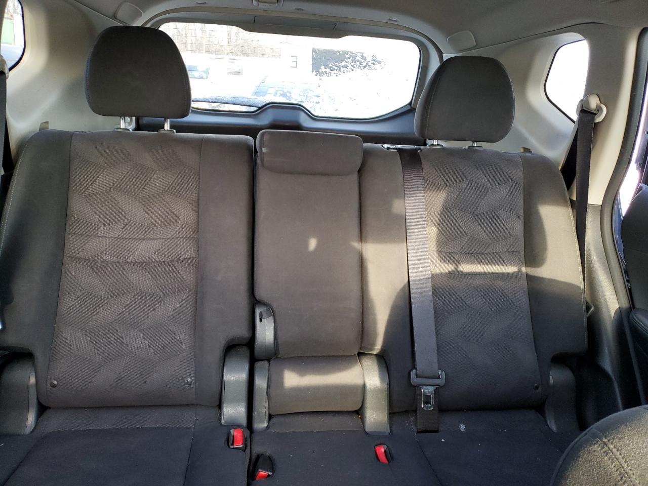 2015 Nissan Rogue S VIN: KNMAT2MV9FP513292 Lot: 88001655