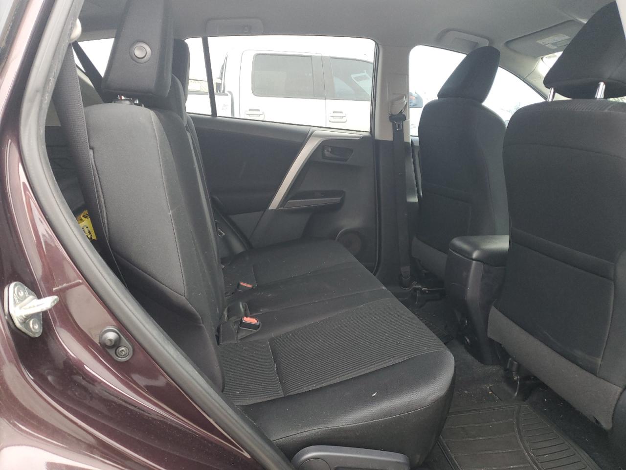 2017 Toyota RAV 4 - Image 11