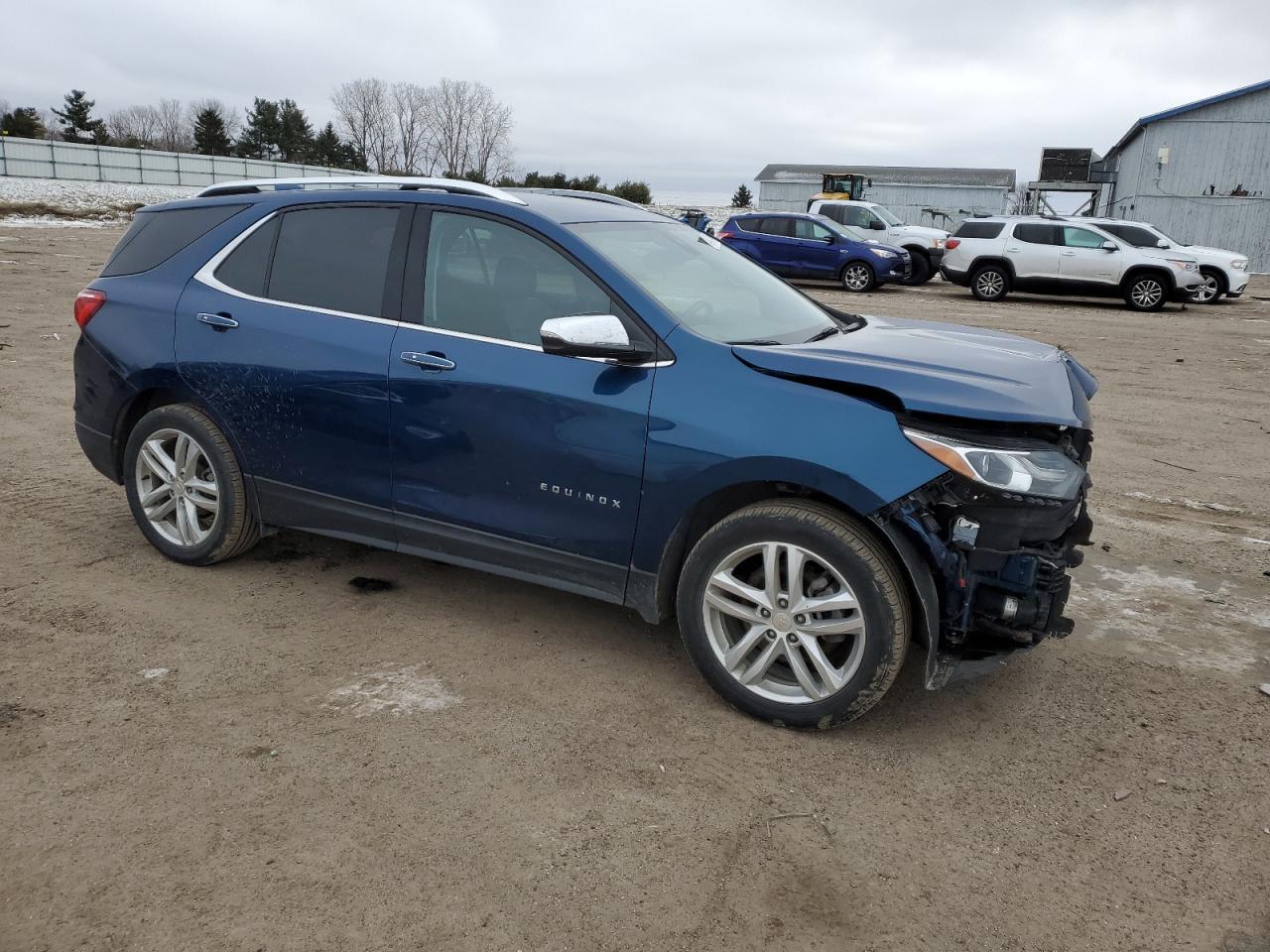 VIN 3GNAXPEX4KL215604 2019 CHEVROLET EQUINOX no.4