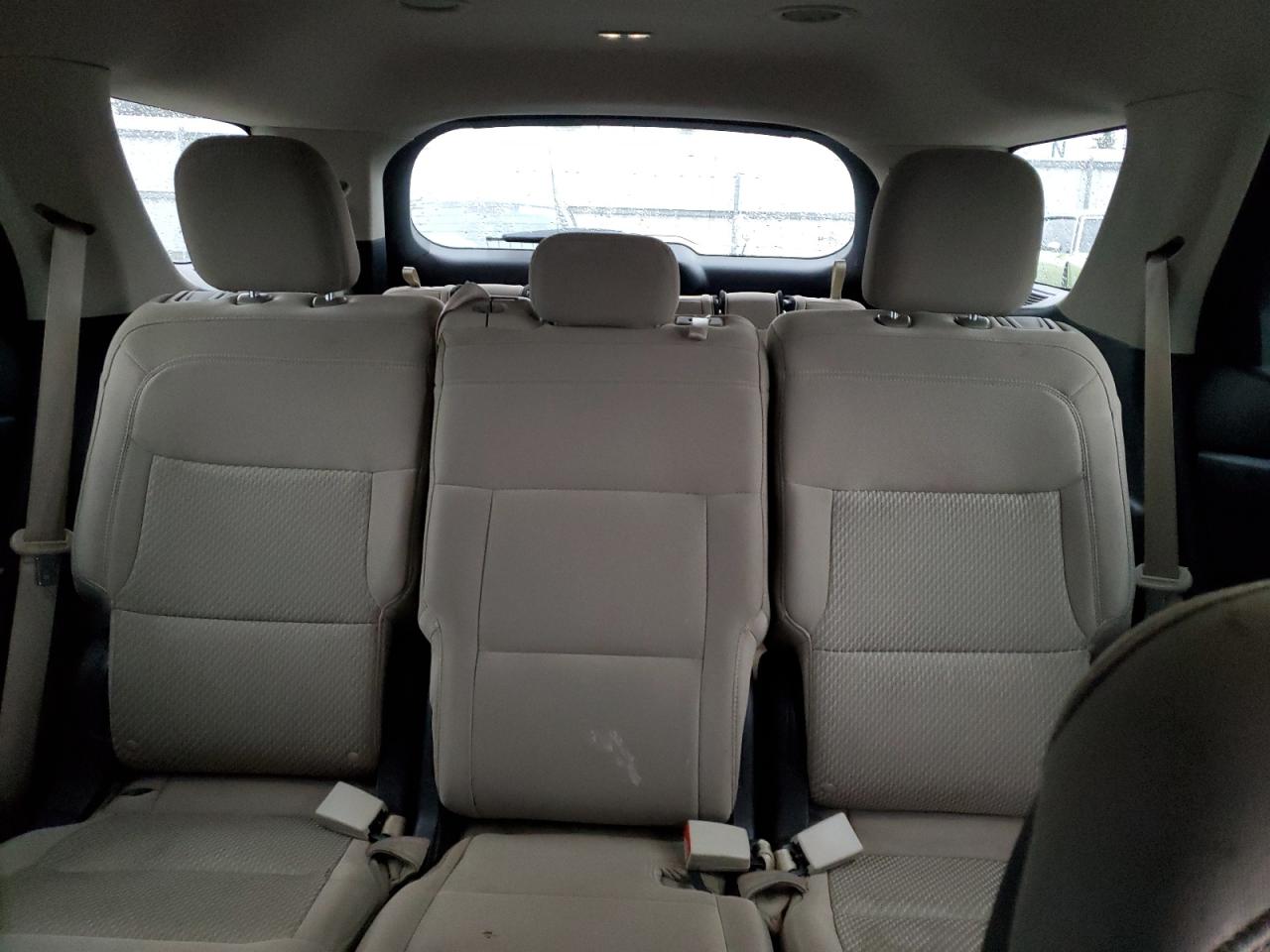2020 Ford Explorer - Image 10