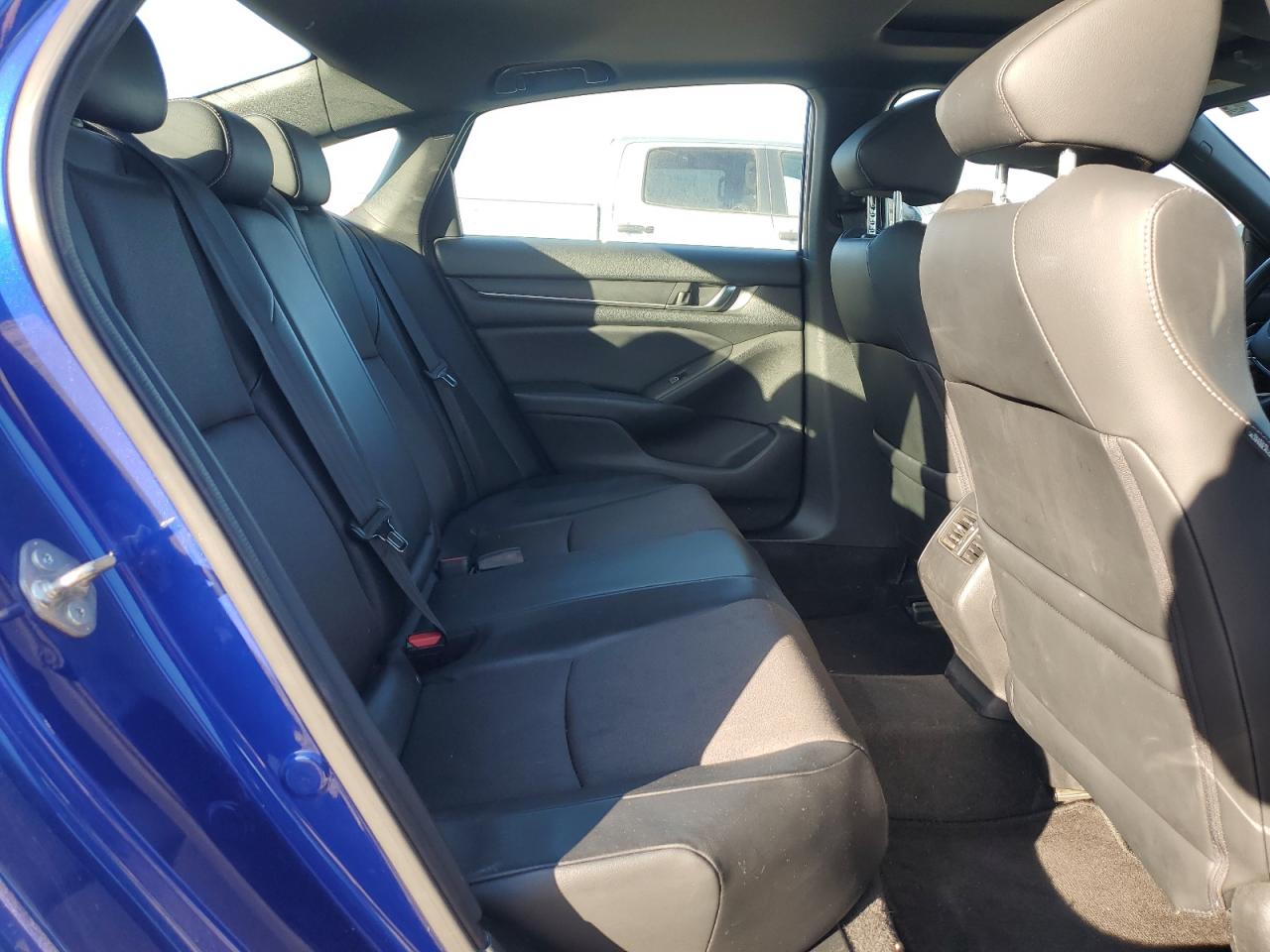 2018 Honda Accord - Image 10