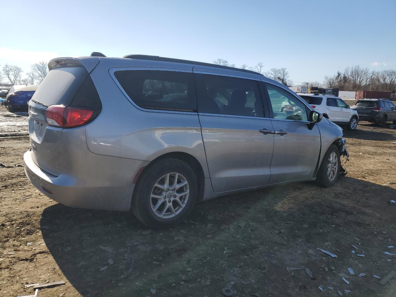 2021 Chrysler Voyager - Image 3
