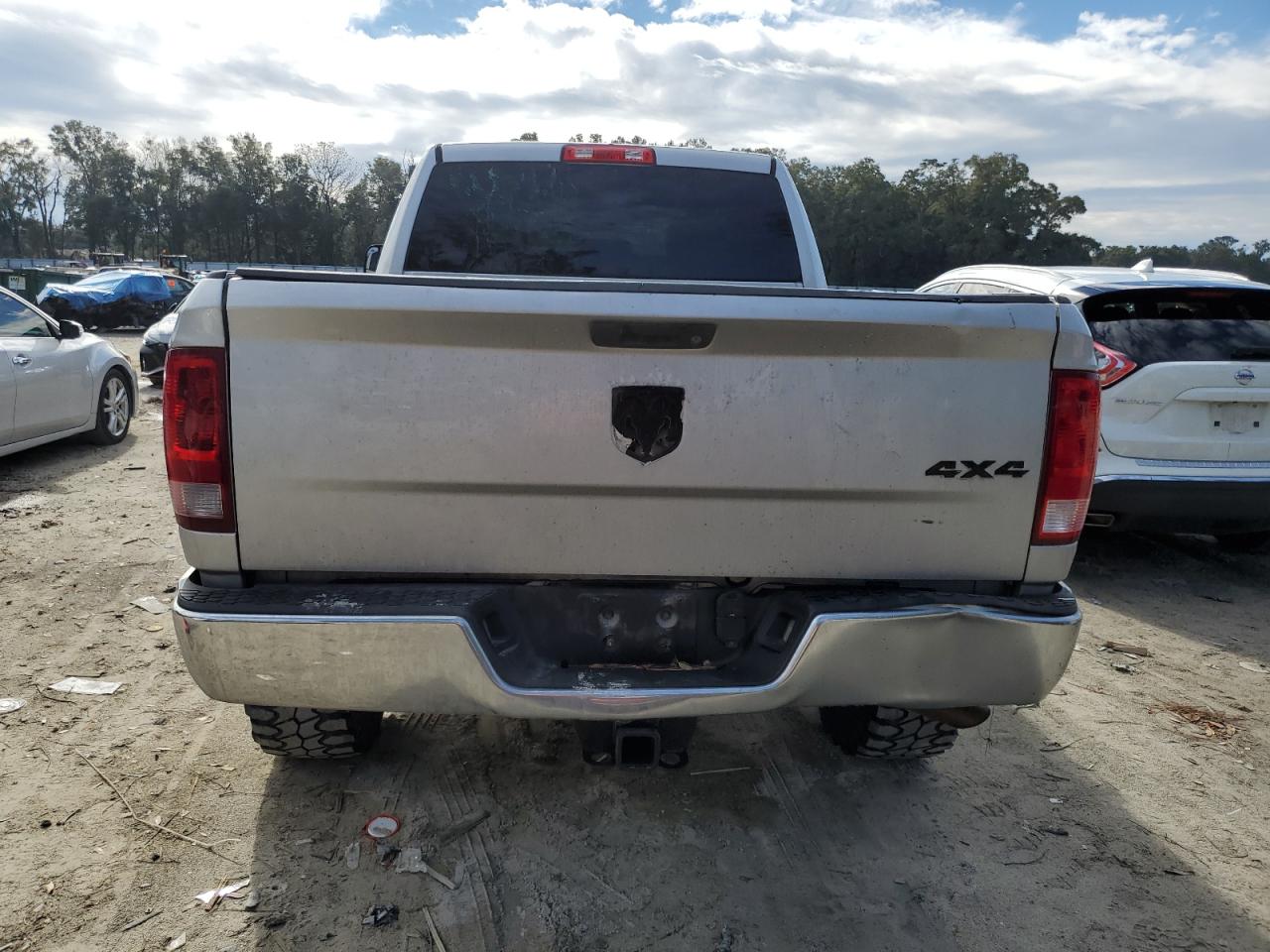 2016 RAM 2500 - Image 6