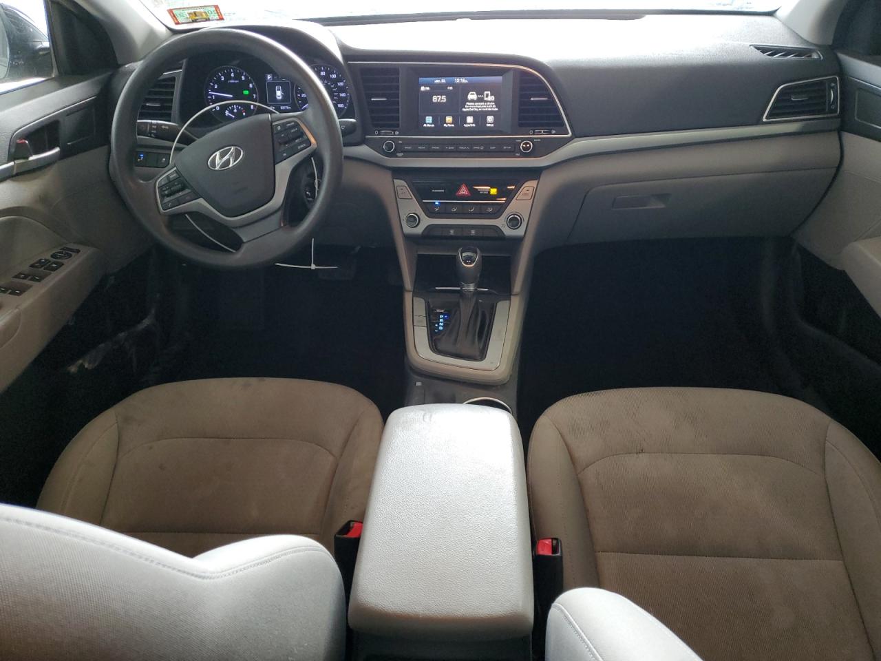 2018 Hyundai Elantra - Image 8