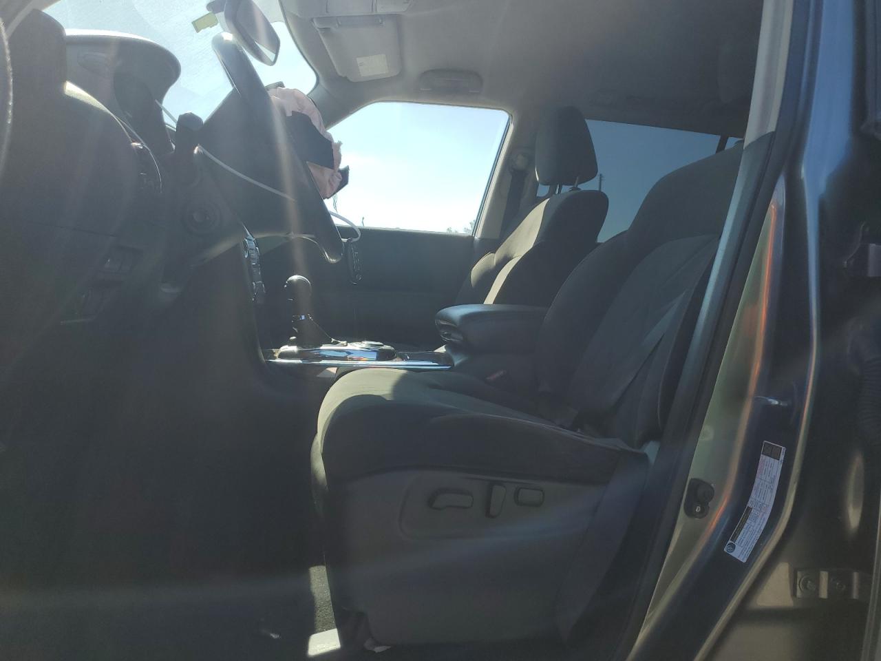 2018 Nissan Armada - Image 7