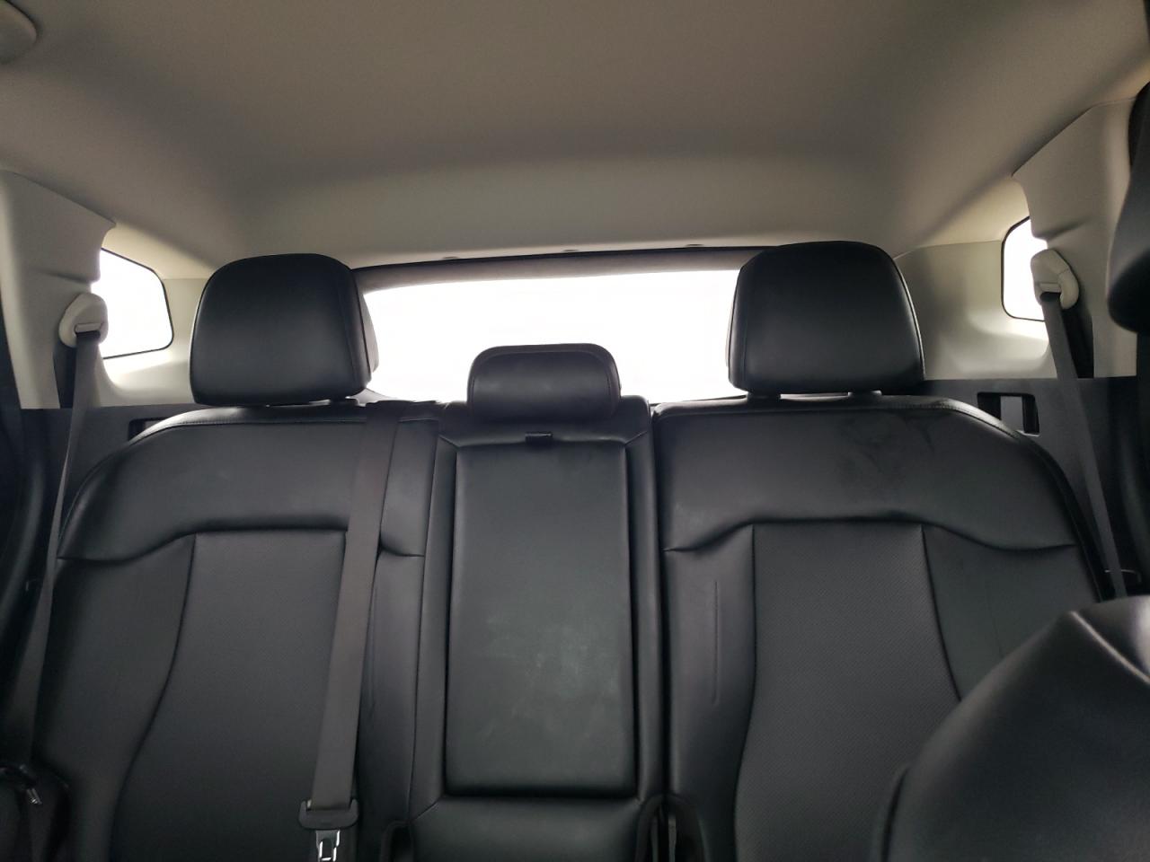 2023 Kia Sportage - Image 10